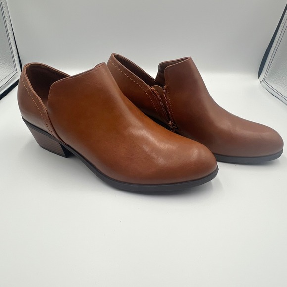 Dream Pairs Brown Ankle Booties Women's Size 9 Block Heel Side Zip Boots - Picture 5 of 13